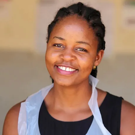 Thoko fra Malawi smiler